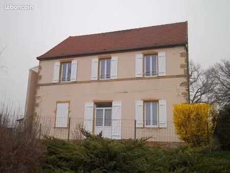 appartement 3 pièces 74 m²