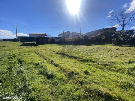 terrain 548 m² brullioles