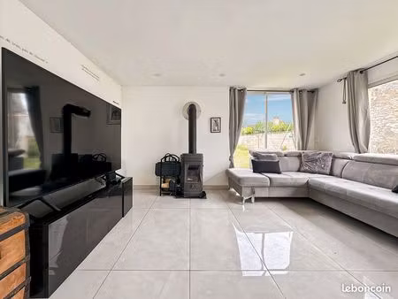 maison 6 pièces 136 m²