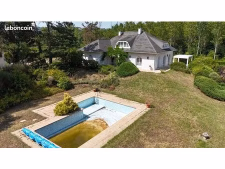 maison 6 pièces 290 m²