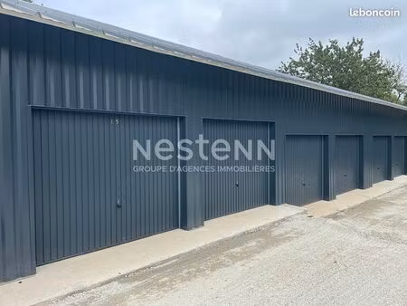 parking/box 1 pièce 22 m²