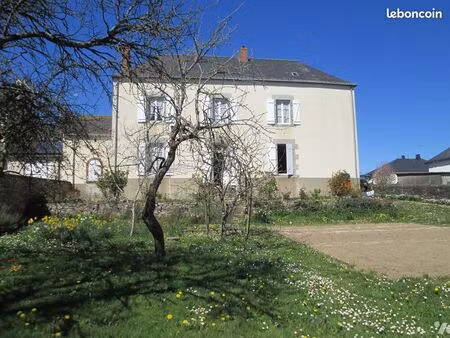 maison 8 pièces 191 m²