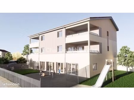 appartement 3 pièces 80 m²