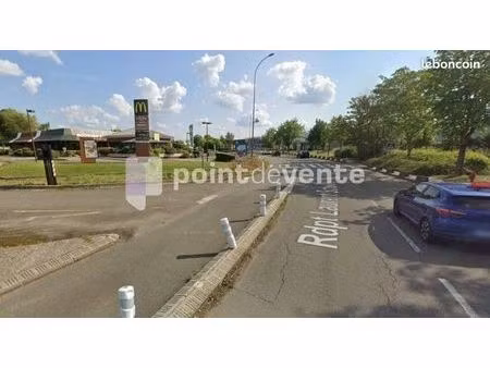 local commercial 410 m²