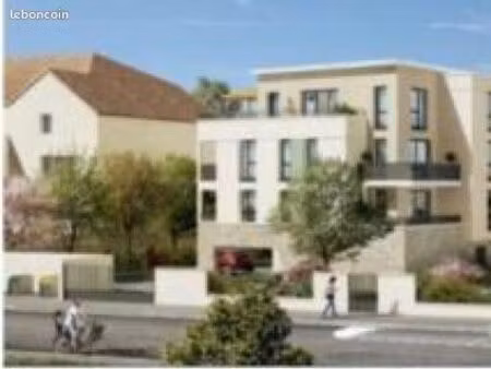 parking combs la ville