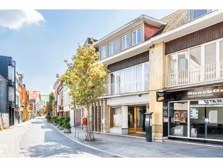 handelshuis waarvan de handel- en woonfunctie eventueel o...