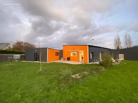 immeuble 5 pièces 455 m²