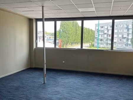 bureaux 86 m²