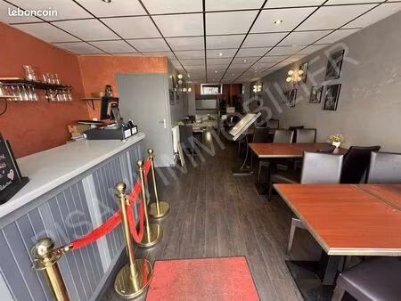 boutique 55 m² montivilliers