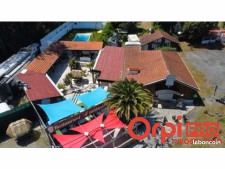 local commercial 680 m²