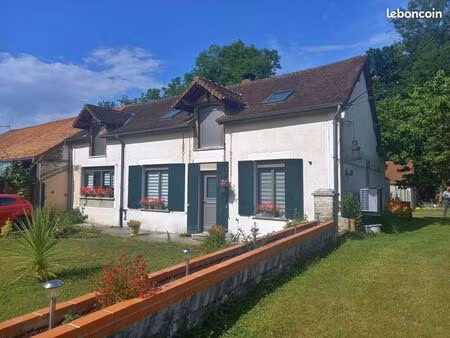 maison 7 pièces 138 m²