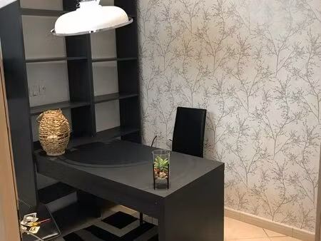 bureau individuel à louer au sein d un espace pluridisciplinaire