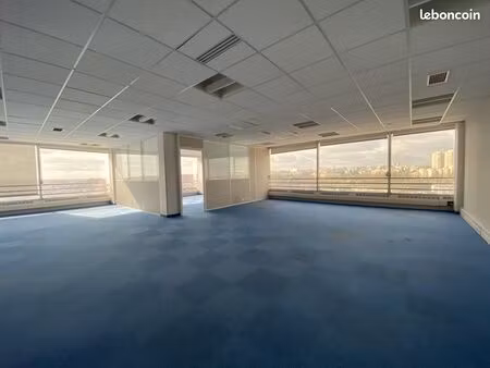 bureaux 360 m²