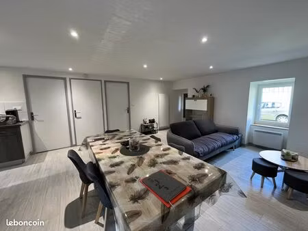 propriété 7 pièces 66 m²