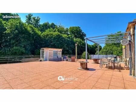 appartement 4 pièces 148 m²