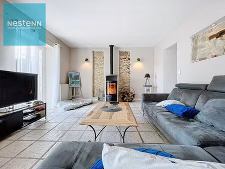 belle maison à vendre 175m2  4 chambres  et un grand jardin  située à 5 min de villefranch