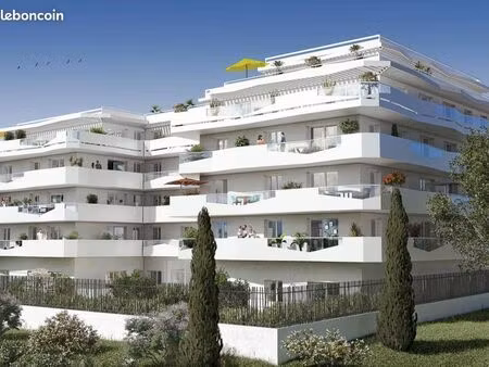 parking 25 m² cagnes sur mer