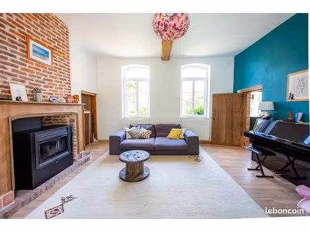 longère individuelle super cachet de 195m2 sur une parcelle de 2736m2 avec dépendance de 1