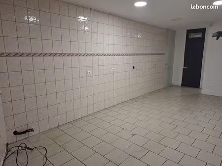 local commercial 54 m² sailly-sur-la-lys