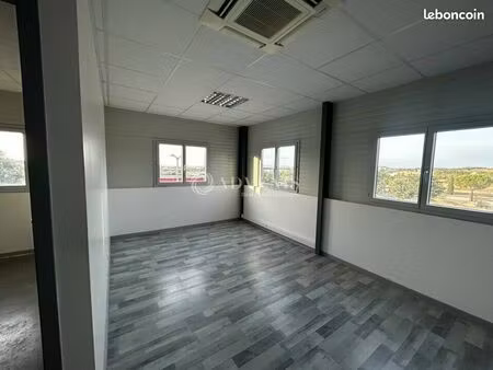 bureaux 90 m²