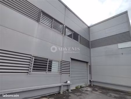 local d'activité 106 m²