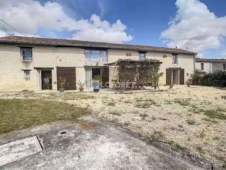 vente maison à pressigny (79390) : à vendre / 127m² pressigny