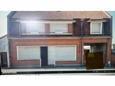 commerce et maison d'habitation à rénover
