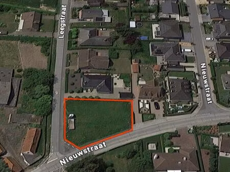mooi gelegen perceel bouwgrond voor alleenstaande bebouwing