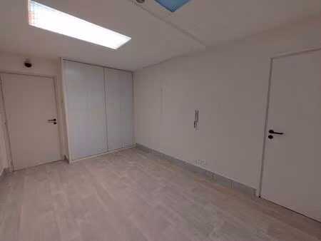 local profesionnel - oullins