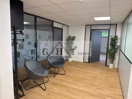 a louer saint mande bureaux 109m2
