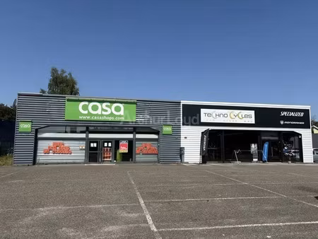 local commercial a louer