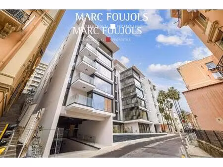 plateau de bureaux neuf livré aux portes de monaco