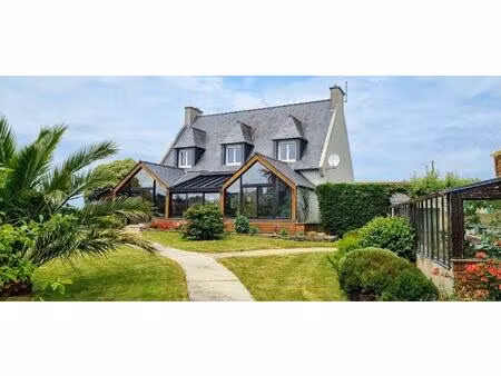 maison 283 m²  terrain de 1058m²  sous sol aménagé