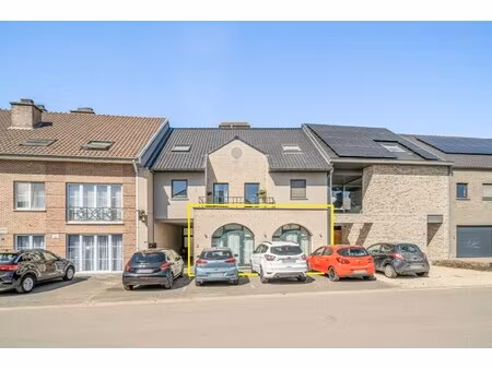 appartement te koop in bilzen-hoeselt met 2 slaapkamers