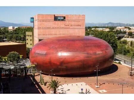 vente local commercial 241m2 perpignan 66000 - 85000 € - surface privée