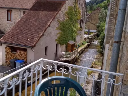 vente commerce 300 m² lons-le-saunier (39000)