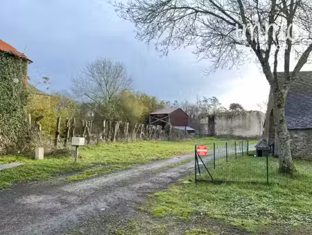 terrain de 380 m² avec bâtisse à rénover de 120 m²