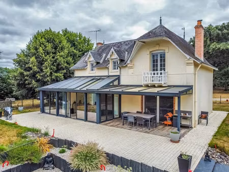 vente maison 6 pièces 170 m² à sable-sur-sarthe (72300)  499 000 €