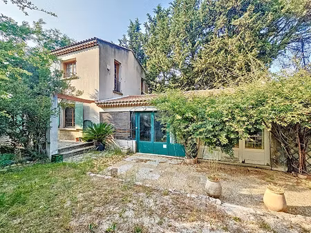 vente maison 9 pièces 266 m² à villeneuve-les-avignon (30400)  552 000 €