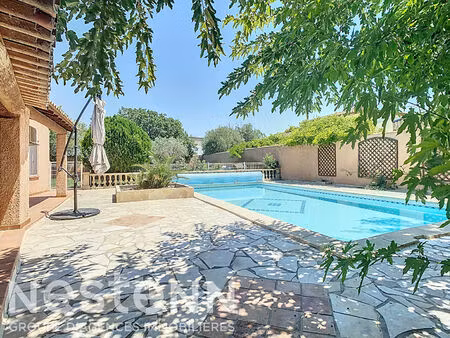 opportunité rare!! magnifique villa de plain-pied eyguieres 5 pièces 167 m2 avec piscine p