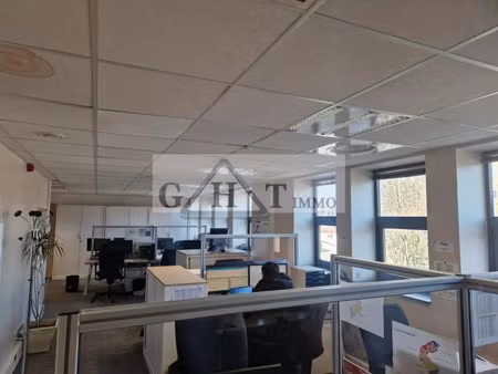location bureau 269 m² à ivry-sur-seine (94200)