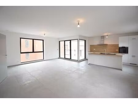 ruime nieuwbouwwoning met groot terras te handzame