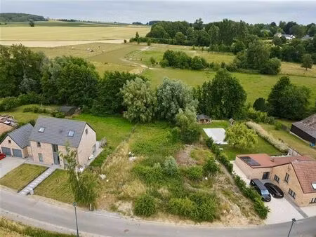 magnifique terrain à bâtir dans une rue calme de jodoigne-so