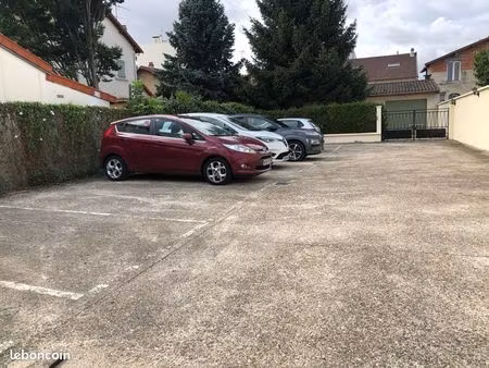 parking en clos drancy