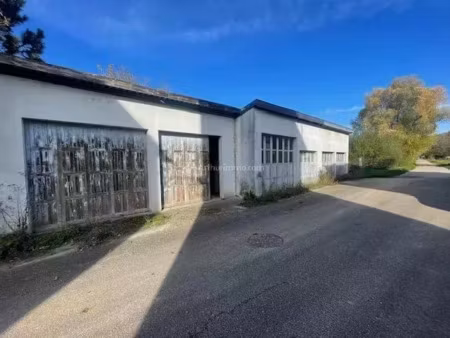 vente parking 122 m² à neufchâteau (88300)  40 000 €