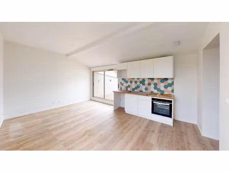 location appartement 3 pièces 59.9 m² à plaisance-du-touch (31830)  850 €