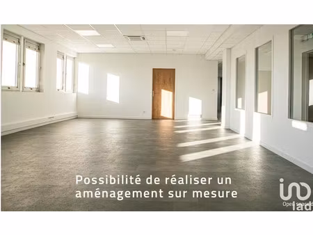 location locaux professionnels 446 m² à la ville-aux-dames (37700)  6 207 €