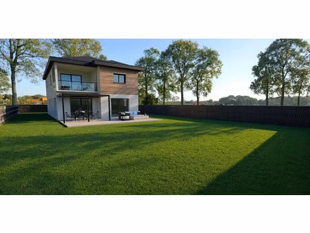 prevessin moens 01280  villa 7 pieces 192m2  5 chambres  gar