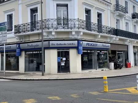 location commerce 190 m² à vichy (03200)