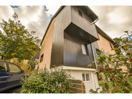 villa avec 2 logements indépendants